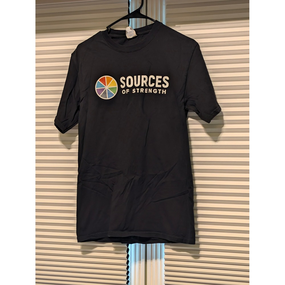 Port & Company Sources of Strength Navy Blue Graphic T-Shirt Small Positive